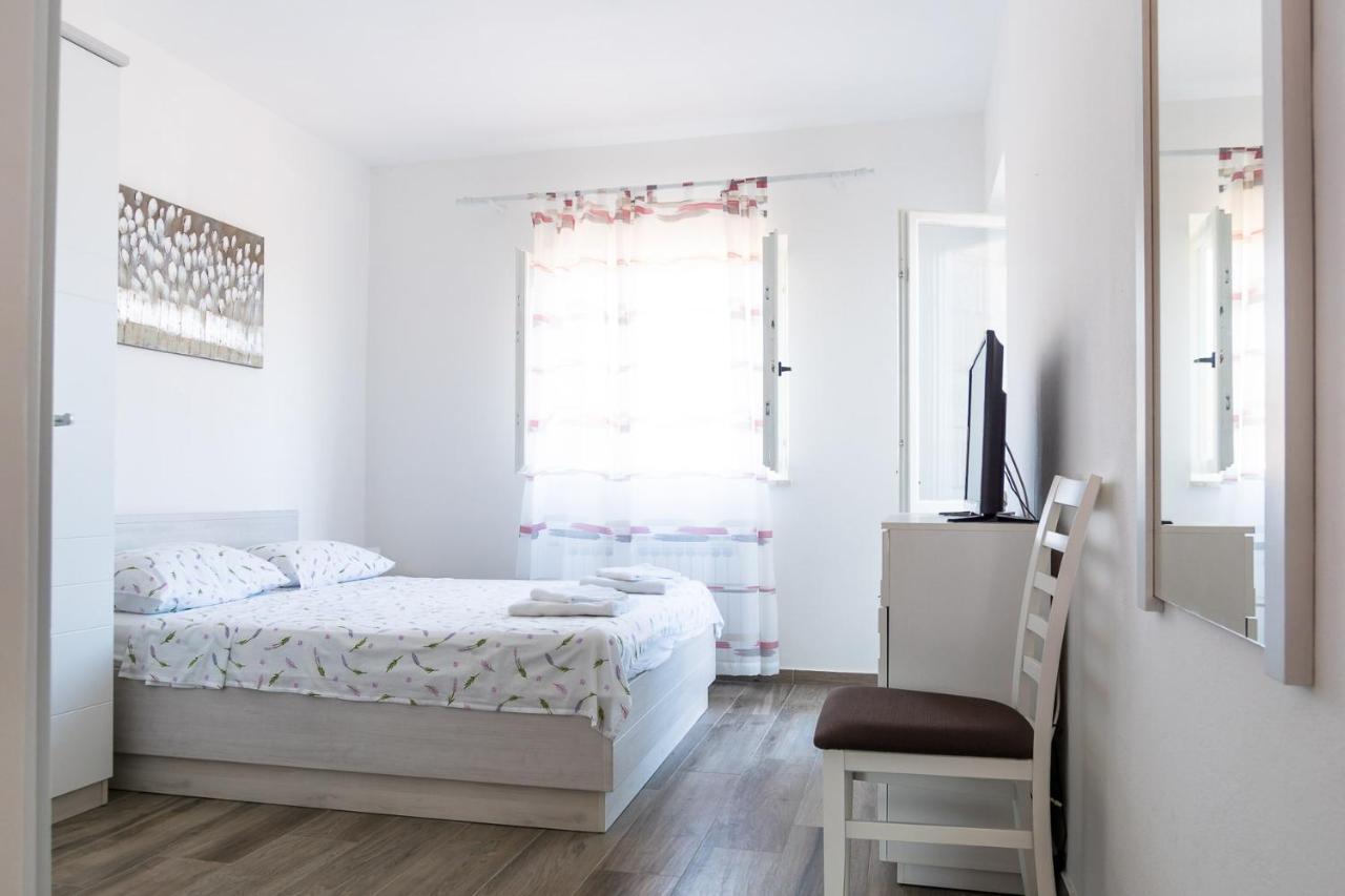 Apartmani Fides Лумбарда Экстерьер фото