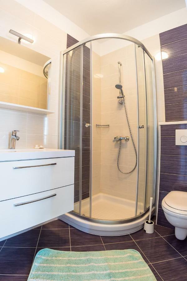 Apartmani Fides Лумбарда Номер фото
